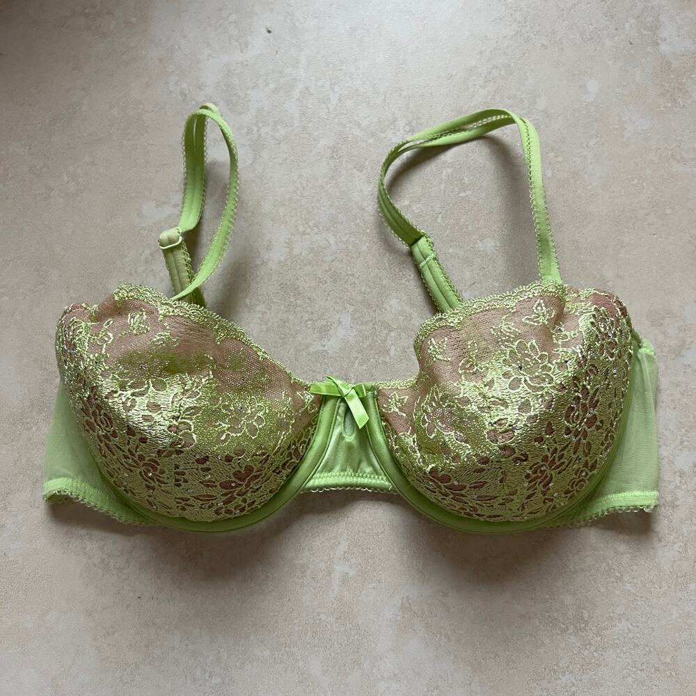 Victoria’s Secret Green Balconette Bra with Padding Size 34C